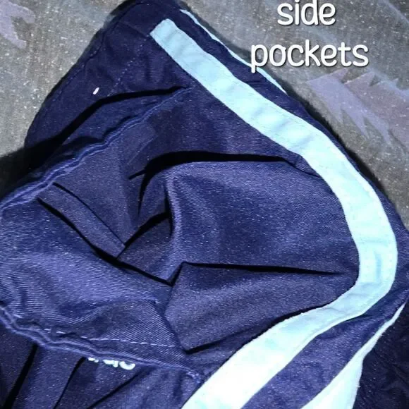 Womans Adidas capris(CAP11)  - Picture 6 of 10